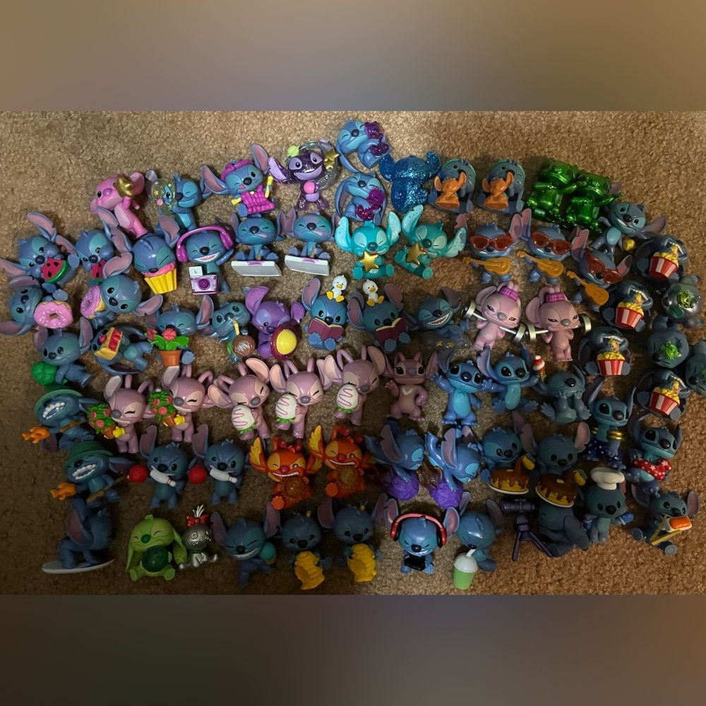 Stitch Mini Figure Bundle 💙💙💙